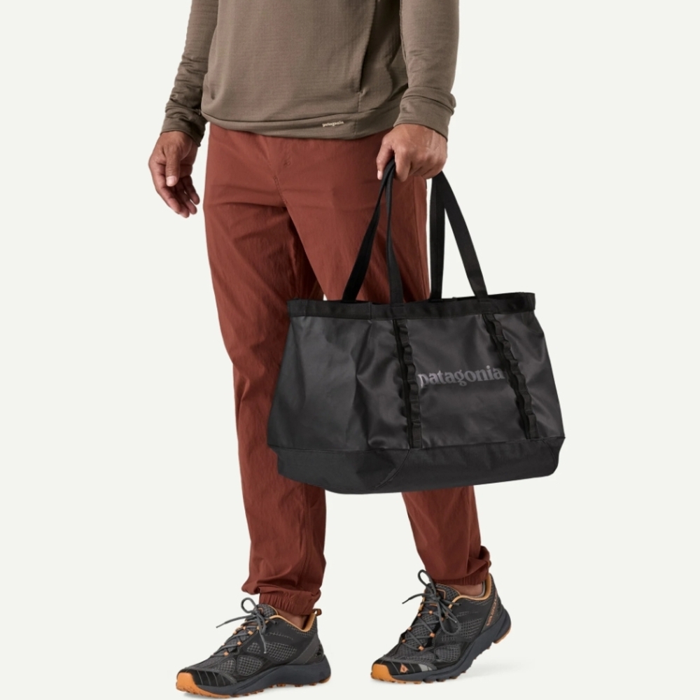 Black Hole Tote 25L - Black